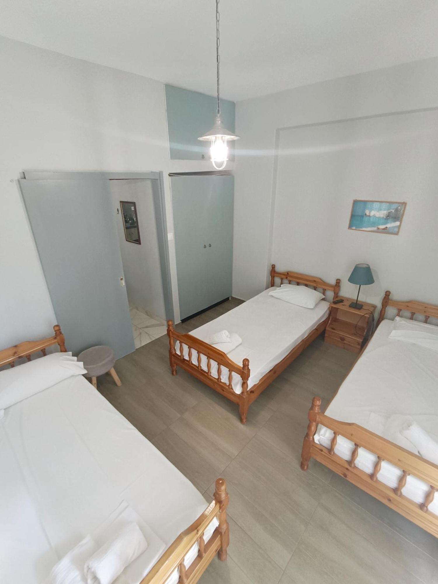 Deluxe Seaside Apartment Konstantinidis Nea Poteidaia Exterior foto